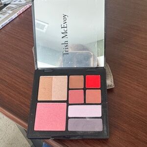 Trish McEvoy Eyeshadow & Blush Palette — Pink, Red, Peach, Champagne